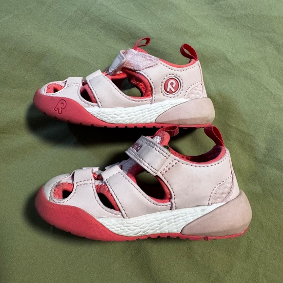 Reima Toddler sandals size 22/6.5 - Picture 3 of 4